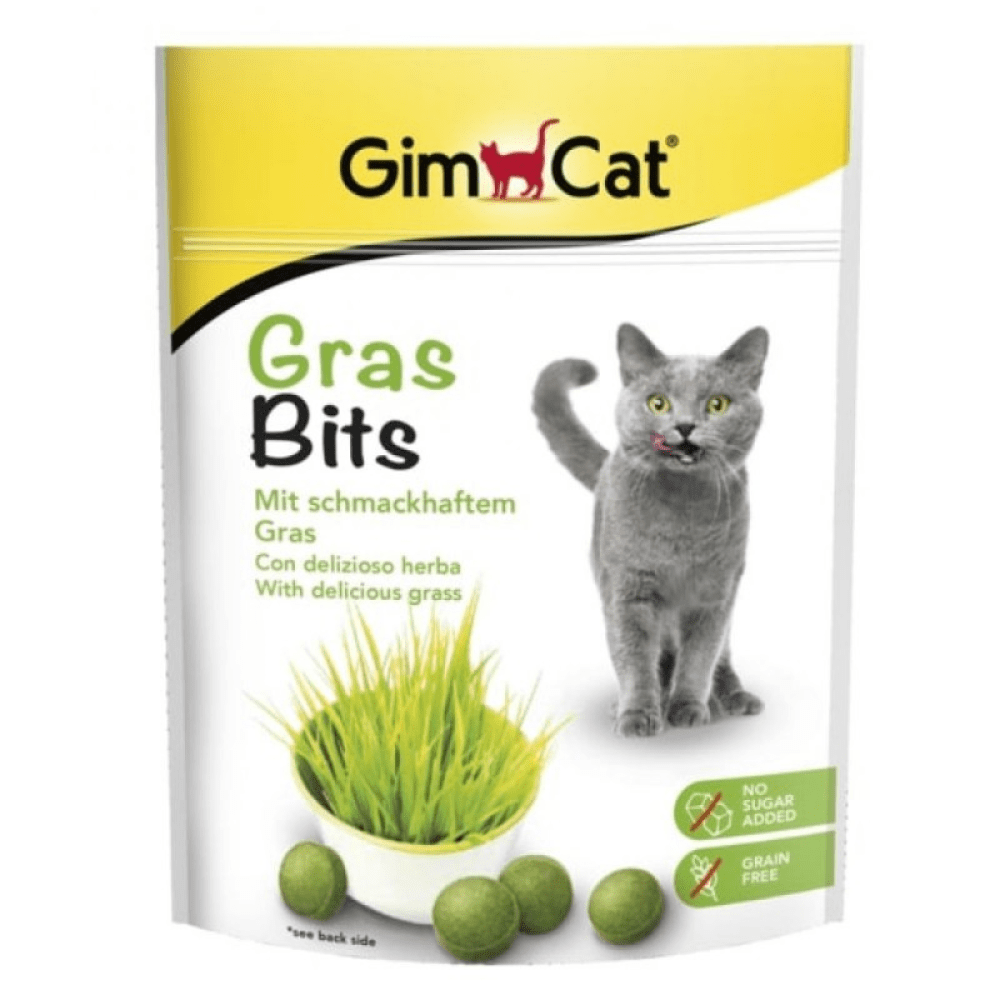 GimCat Grass Bits - Irresistible Grass Snack for Cats - 140 grams