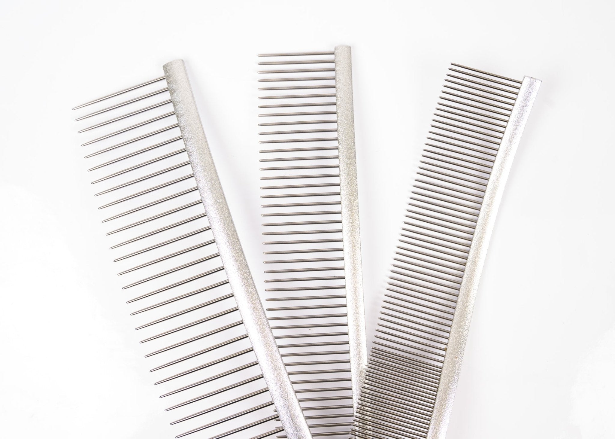 Show Tech + Featherlight Gebogen Kam - Diergigant