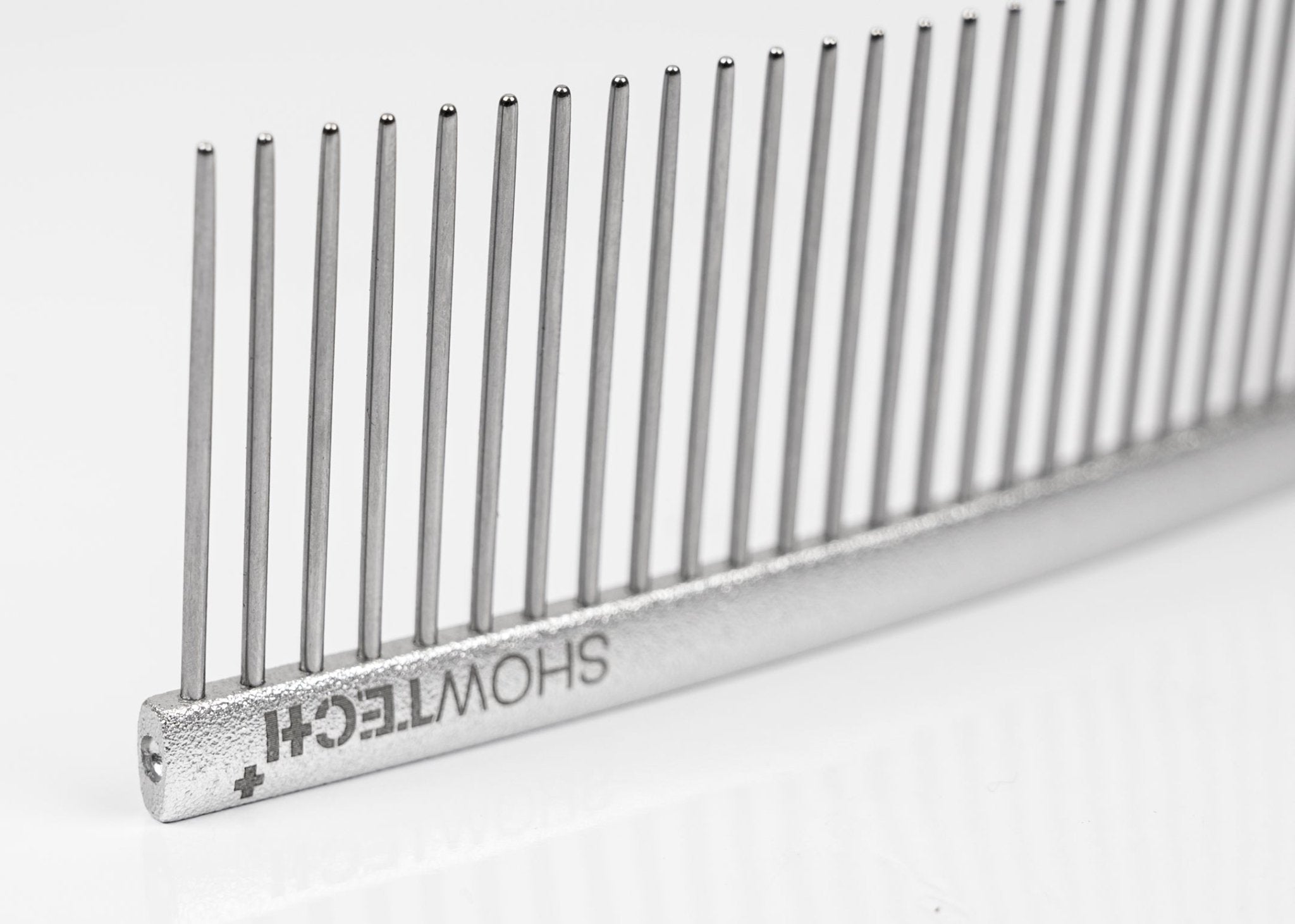 Show Tech + Featherlight Gebogen Kam - Diergigant